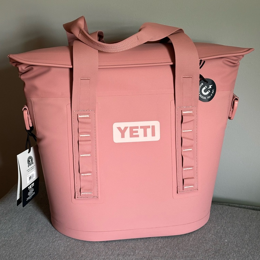 NWT YETI Sandstone Hopper M15